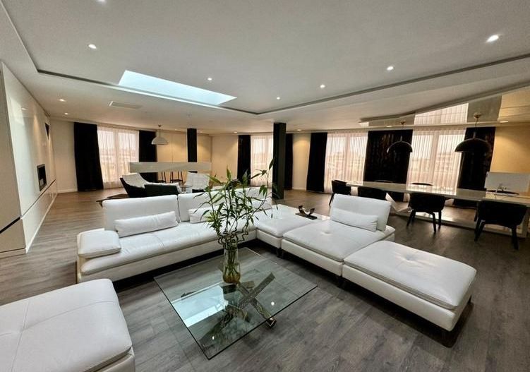 Penthouse Herastrau 116 terasa,mobilat si utilat loc de parcare si boxa subteran - Poză 11