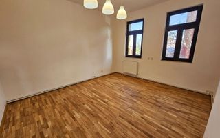 🏢 Spațiu de birouri – 5 camere, 3 băi – Etaj 1 vilă, Zona Centrală - Poză 23