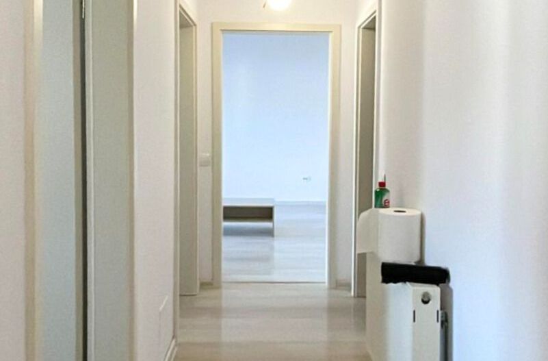 Vanzare apartament într-un imobil tip vila zona Sanpetru residence - Poză 6