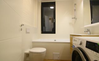 Apartament modern cu 2 camere, Semicentral. - Poză 9