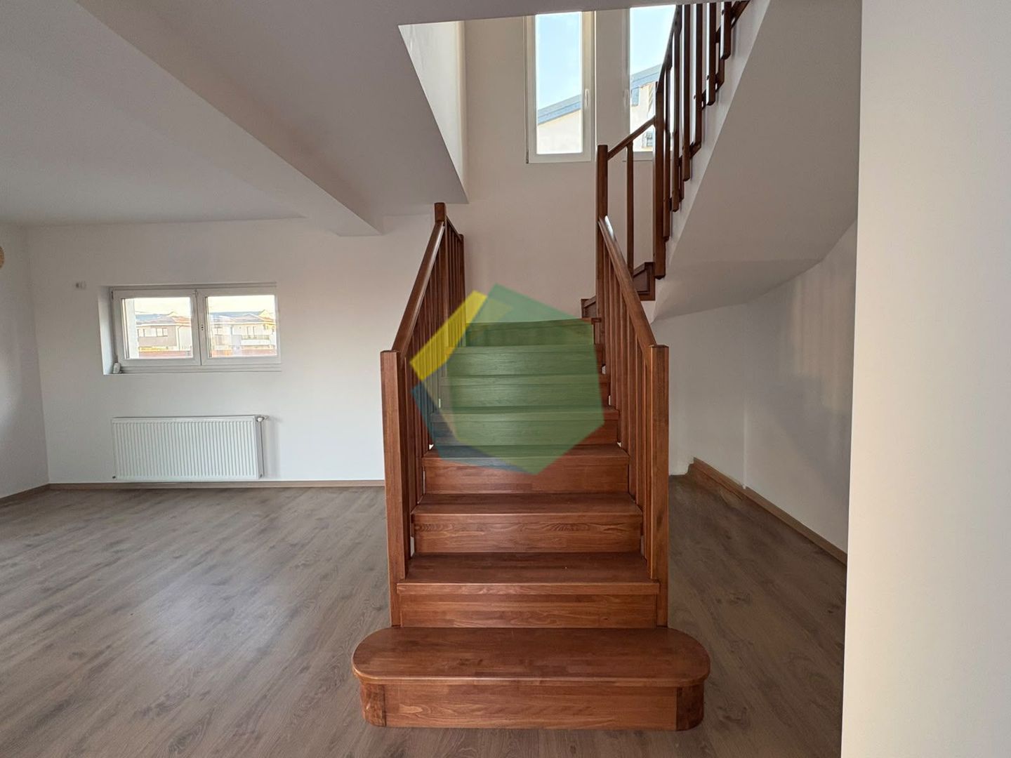 Casa Duplex P+1,  curte 165mp |Central | Otopeni - Poză 5