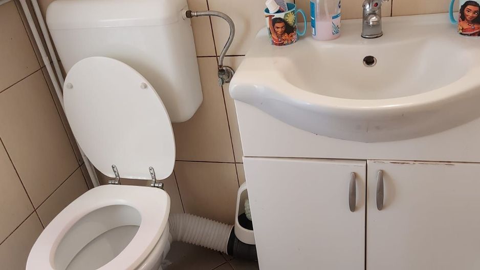 Ag EUROPA vinde ap 3 cam 90mp etaj 4 zona Closca. - Poză 7