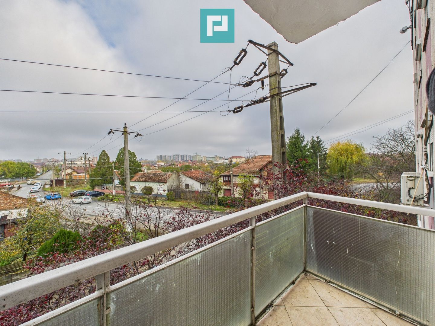 Apartament patru camere zona Confectii Arad - Poză 13