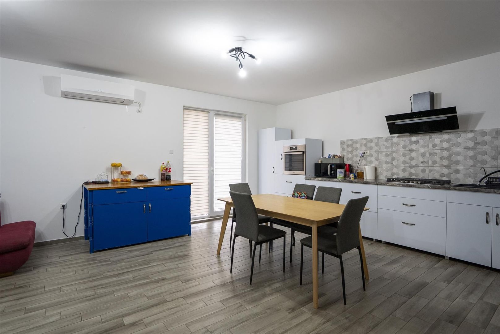 Casa Santandrei 4 camere 2 bai - Poză 3