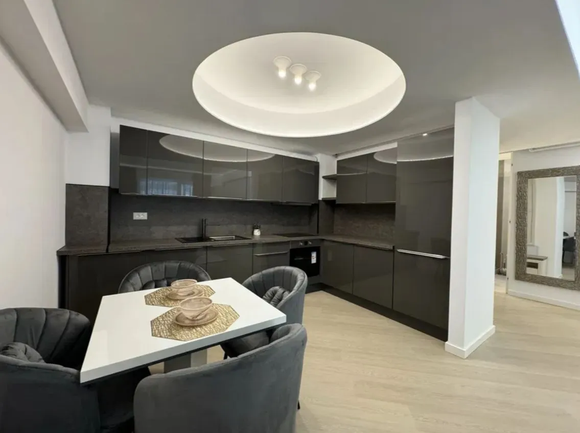 Inchiriere apartament 3 camere | Cortina North — fotografia 3