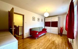 Casa la intrare în Ghiroda - Poză 26