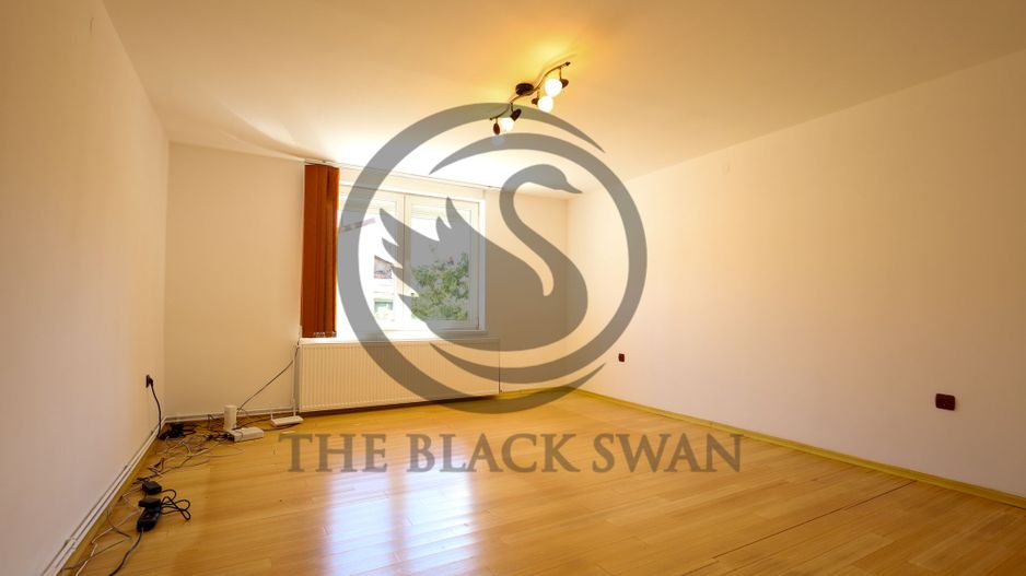 Apartament 2 Camere | Zona Centrală | Acces Privat și Parcare - Poză 2