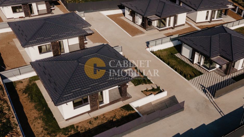 Casa individuala LA ASFALT - parter - PREMIUM - Visan, Bucium - Poză 5