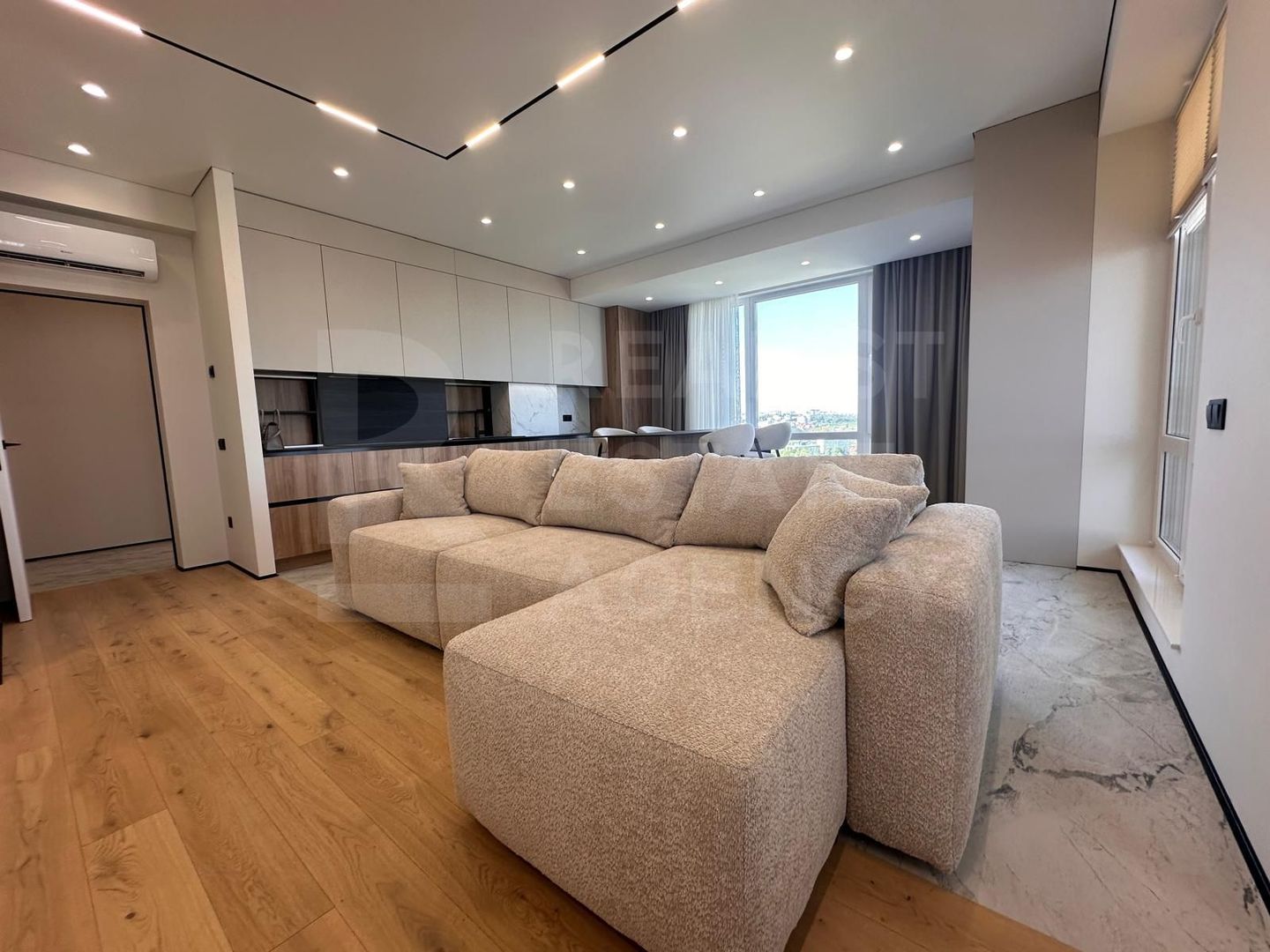Vânzare, apartament, 4 camere, strada Constantin Stere, Centru - Poză 3
