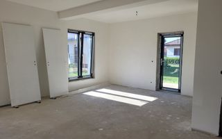 Duplex de vaznzare sat Sasar cartier nou de case spatioase - Poză 4