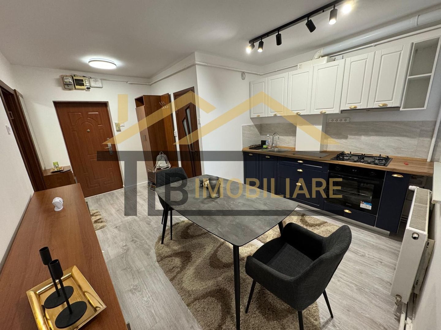 Apartament cu 2 camere, decomandat, 58mp, zona UMF - Poză 5
