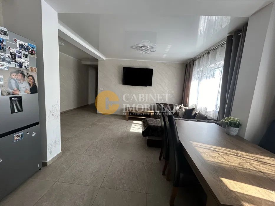 3 Camere Decomandat -Etaj 2 - Cug Bloc 2021 - Poză 8