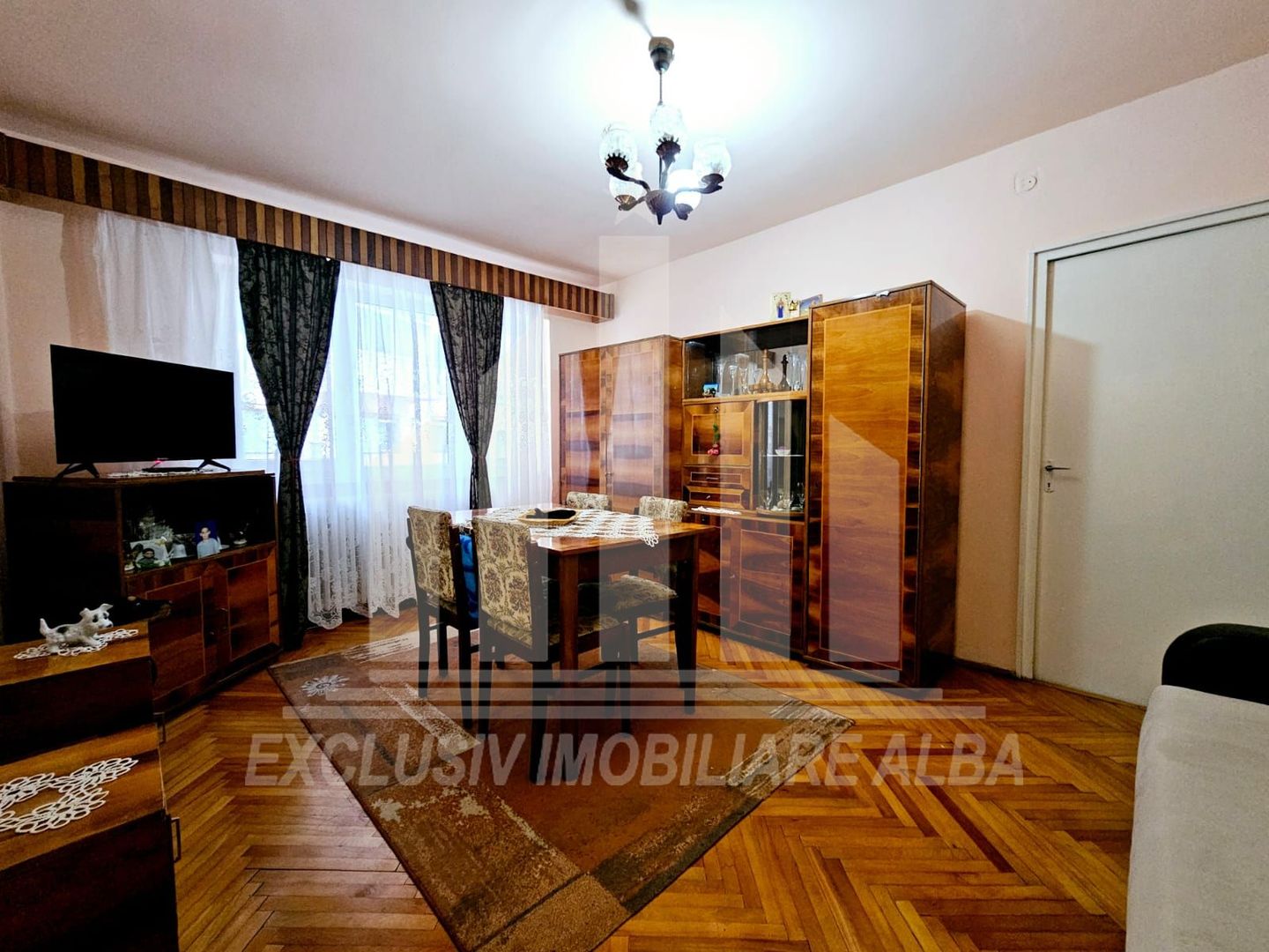 Apartament cu 2 camere, Cetate, Parcul Unirii - Poză 1