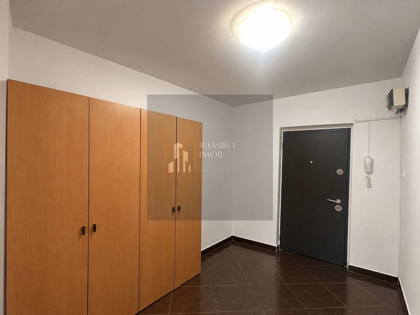 De vanzare apartament 2 camere, decomandat, Metrou Tineretului 15 min - Poză 3