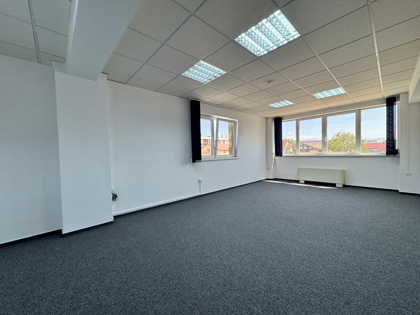 Spații de Birouri de Închiriat – Flexibilitate pentru Afacerea Ta - Poză 1