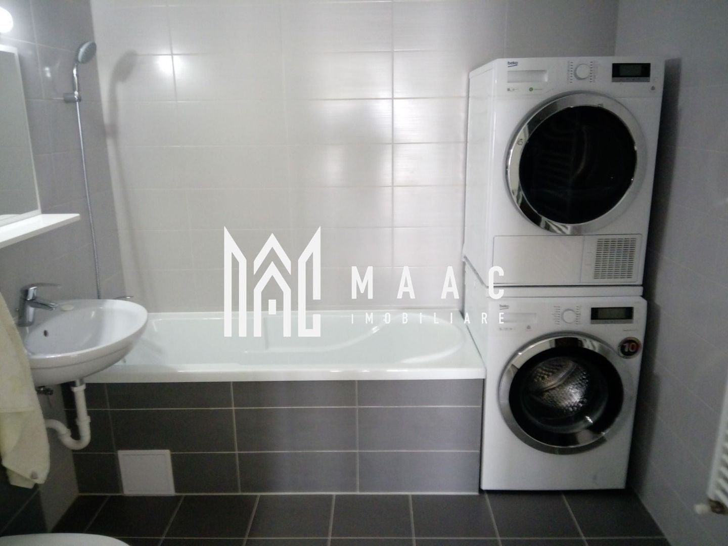 Penthouse 3 camere de închiriat | Șelimbăr | terasă 37 mp - Poză 10