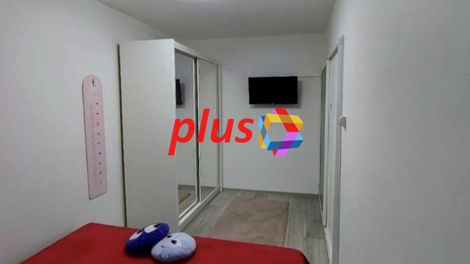 Apartament cu trei camere, zona Astra 58 mp - Poză 7