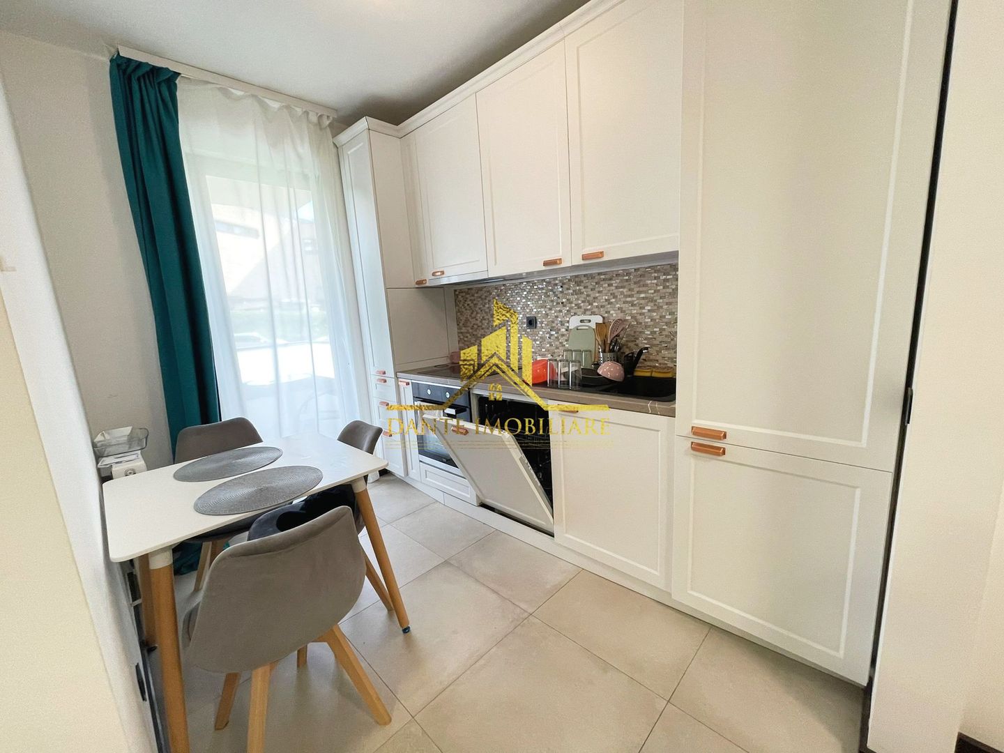 2 camere, mobilat modern, bloc nou, balcon, Park Lake, Iulius Mall - Poză 10