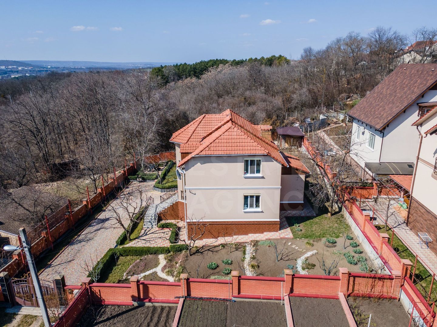 Vânzare, casă, 3 nivele, 200 mp + 10 ari, str. Gura Văii, Rîșcani - Poză 52