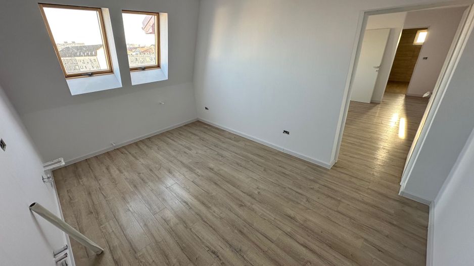Apartament 2 camere la Mansarda zona Bucovinei - Poză 7
