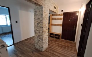 Apartament 4 camere |  Etajul 1 | Zona Micro 16 - Poză 1
