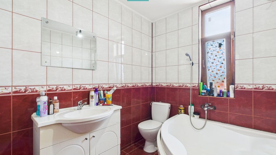 Casă individuală în Săcălaz - 2063 mp teren - Poză 6