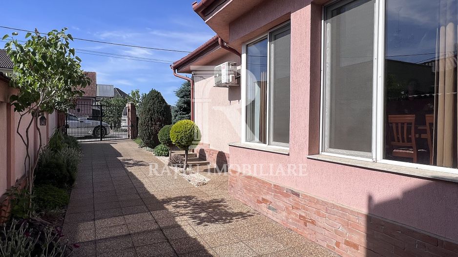 Casă 4 camere de închiriat | Saună | Piscina | Sântandrei | Bihor - Poză 33