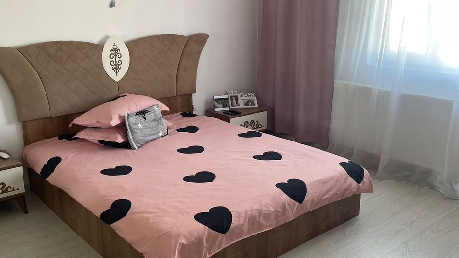 Casa tip duplex in Berceni finisata si mobilata langa Primarie - Poză 11