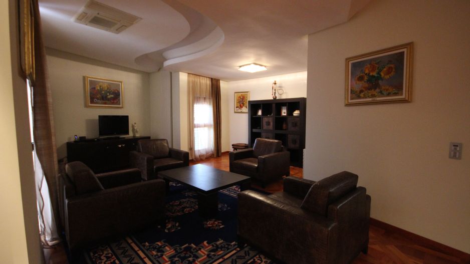 Casa pretabila birouri, camin de batrani - Poză 50