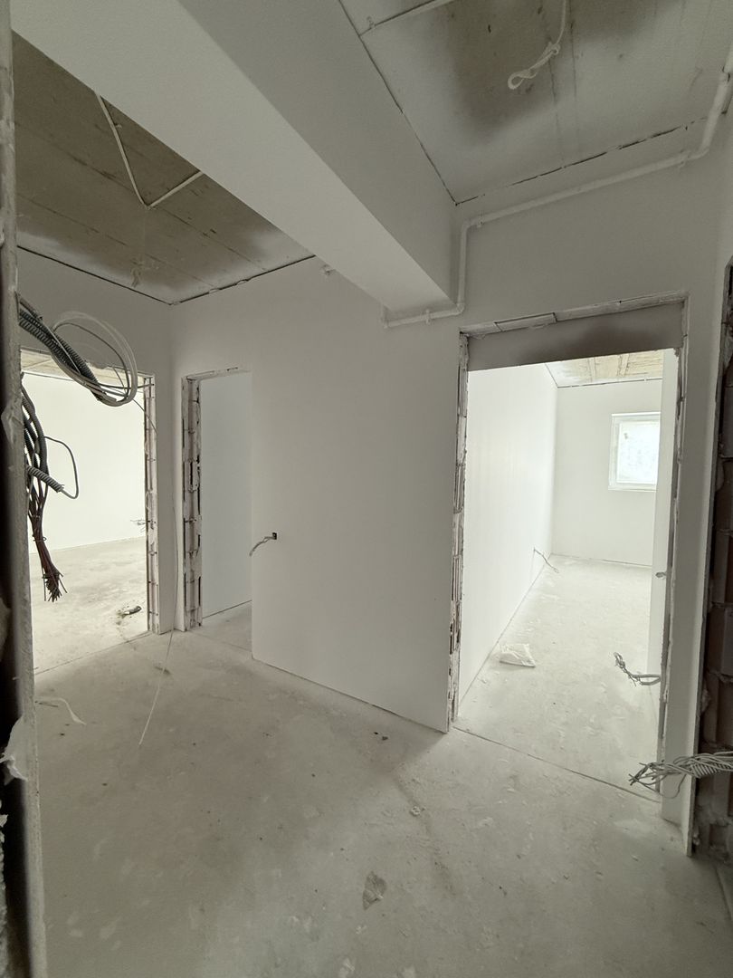 AP. 2 CAM. / AUCHAN TITAN / COMISION 0! - Poză 6