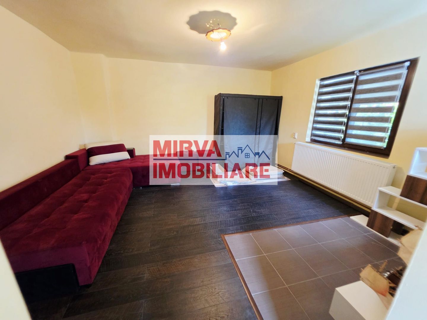🏡 Casă renovată cu 6 camere, teren 557 mp – Berceni, Prahova - Poză 46