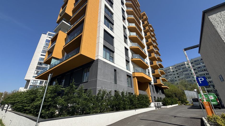 Chirie 2 Camere GranVia Lake View - Terasă cu vedere la Lac - Poză 1