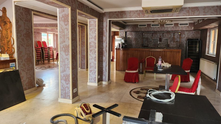 PIPERA/VOLUNTARI  Vilă 3 Nivele Curte & Locuri de Parcare - Gata de Rebranding! - Poză 5