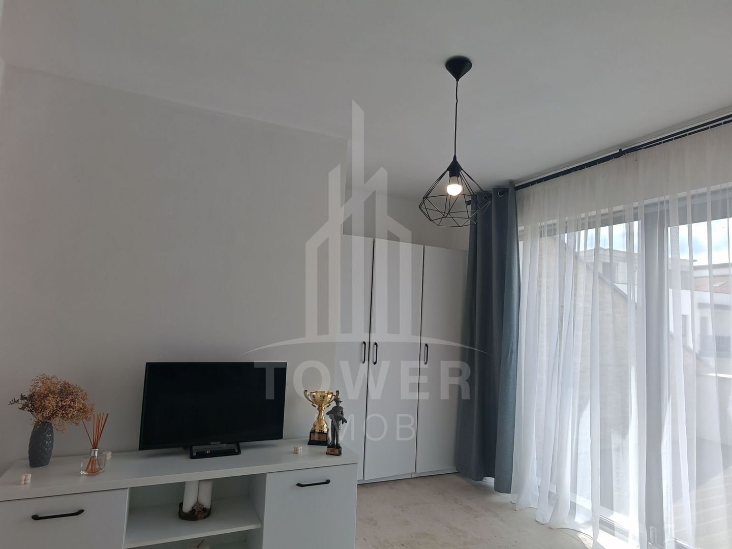 Apartament tip Penthouse cu intrare separată – Șelimbăr, zona Pictor Brana! - Poză 14
