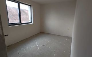 Duplex semifinisat de vânzare - Teren 696– Cartierul Dambul Rotund - Poză 3