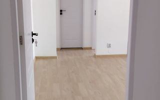 Apartament 2 camere, semidecomandat, zona Grivitei - Poză 3