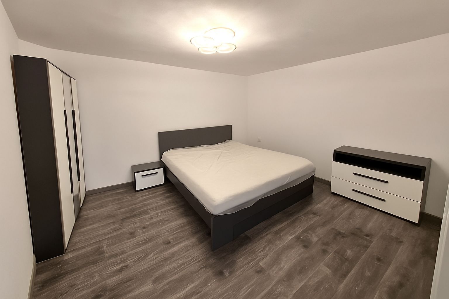 Casă de vânzare în Văleni Secuieni – Fără comision pentru cumpărător - Poză 9