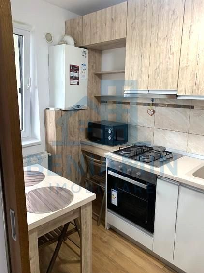 Apartament-2-Camere-Semidecomandate-53mp-Mobilat-Utilat-Parcare - Poză 7