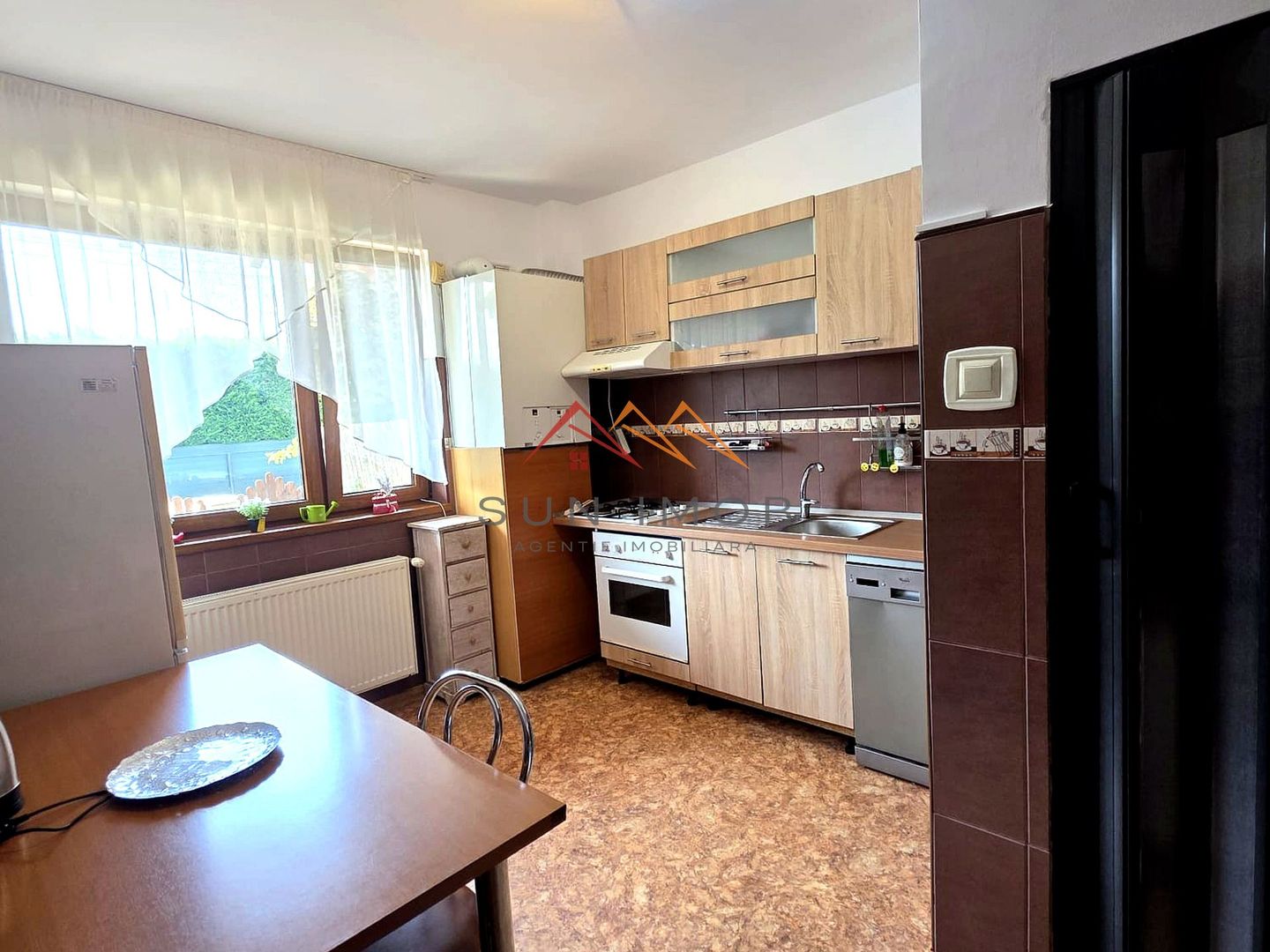 Casa P+1, 3 camere, teren 257 m2, zona rezidentiala deosebita, Campina - Poză 1