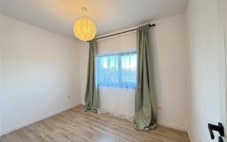 PRIMA INCHIRIERE. Casa moderna si cocheta. Curte amenajata. Loc de parcare. - Poză 21