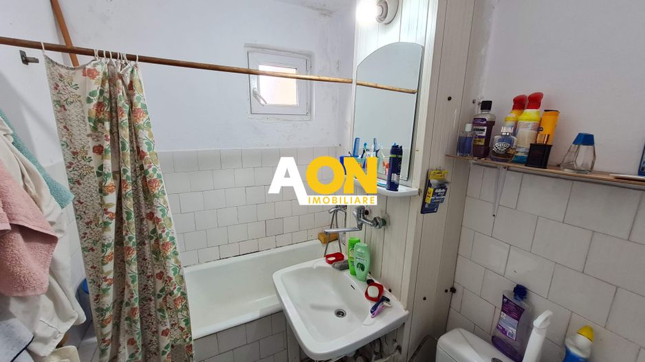Apartament cu 1 Camera Semidecomandat, 34 mp, Etaj 3, Zona Cetate - Poză 9