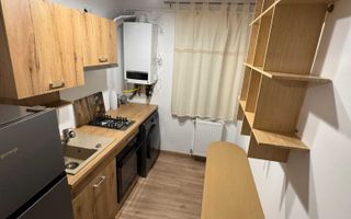 Vand apartament 1 camera,decomandat,32 mp - Poză 2