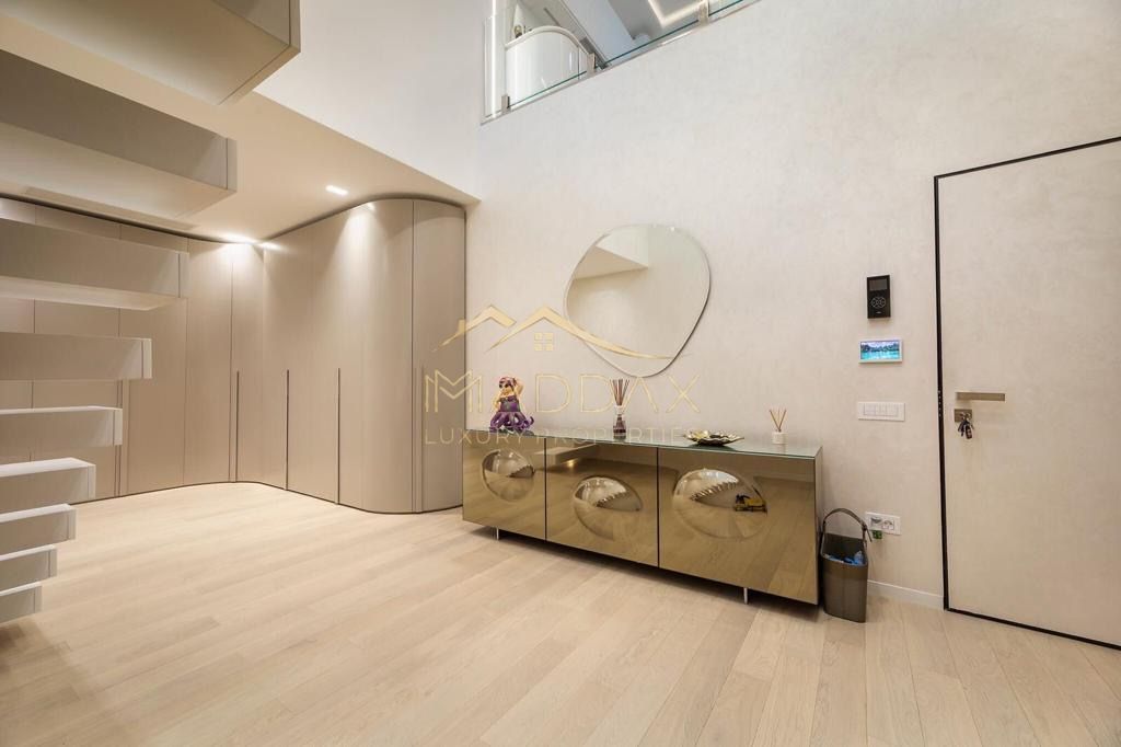 Penthouse cu 5 camere *347mp* + terasa 101mp* // Zona Herastrau - Poză 9