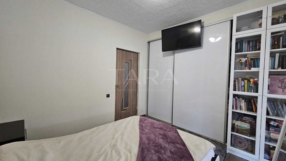 Apartament modern cu terasă generoasă și priveliște superbă. - Poză 4
