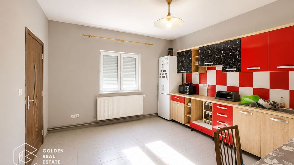 Casa cu teren de 1224 mp, localitatea Baratca - Poză 10