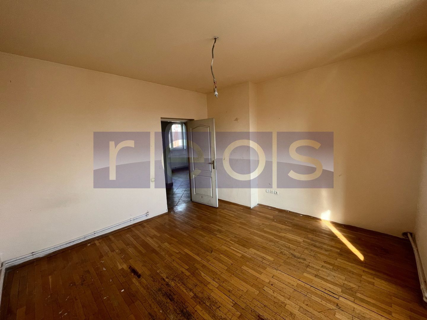 VANZARE 5 CAMERE DECOMANDAT | ZONA UNIVERSITATE - Poză 4