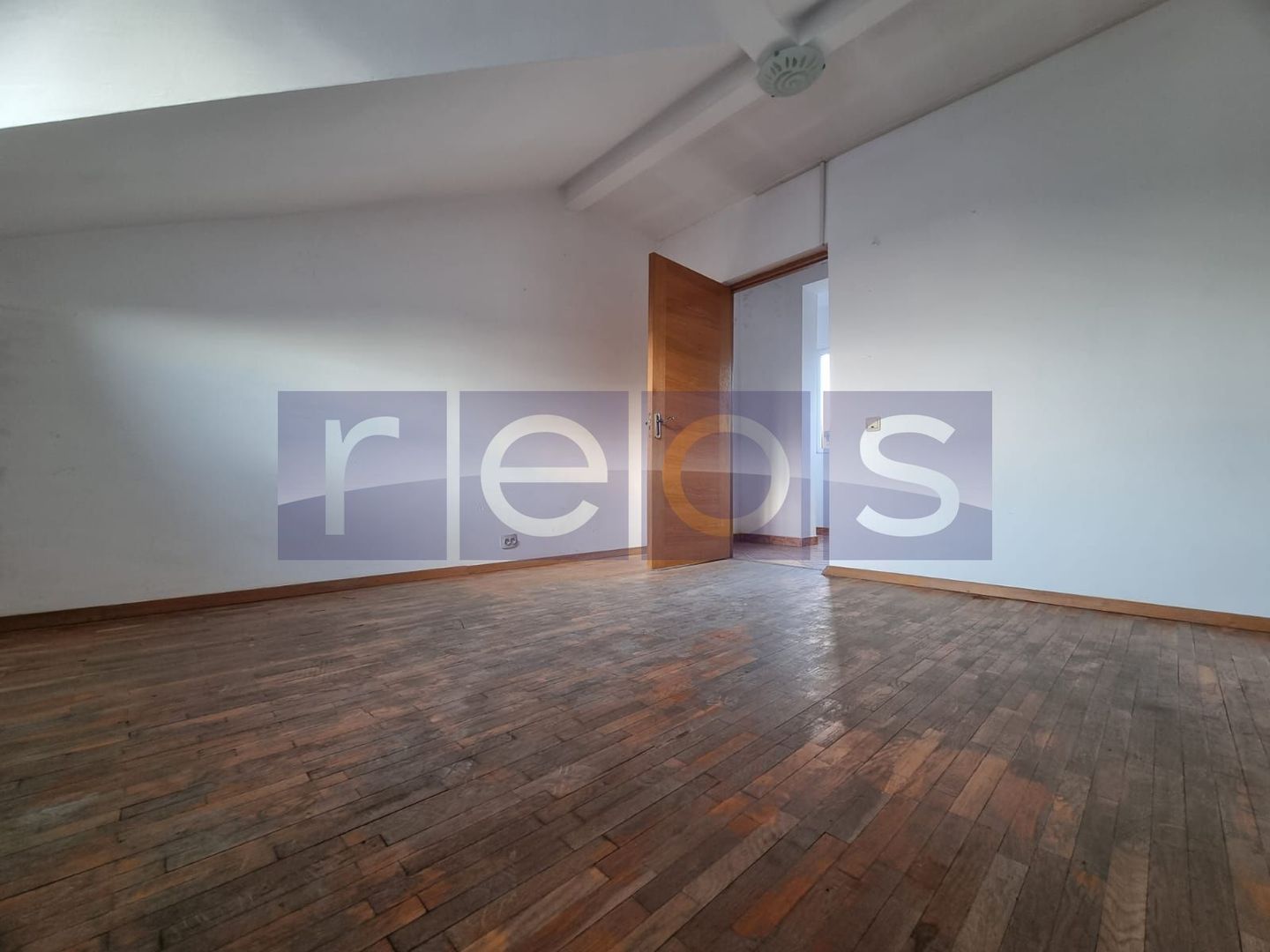 VANZARE CASA 10 CAMERE | S+ P+1+M | ZONA MOSILOR - Poză 5