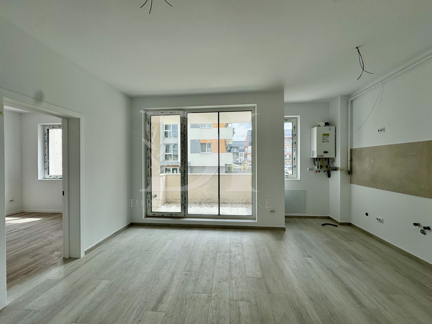 Apartament finisat / parter inalt / Zona Eroilor - Poză 1