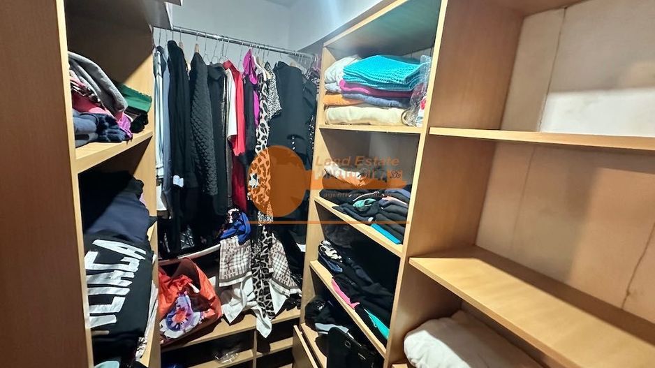 Apartamemt cu 3 camere in zona Rahova - Poză 3