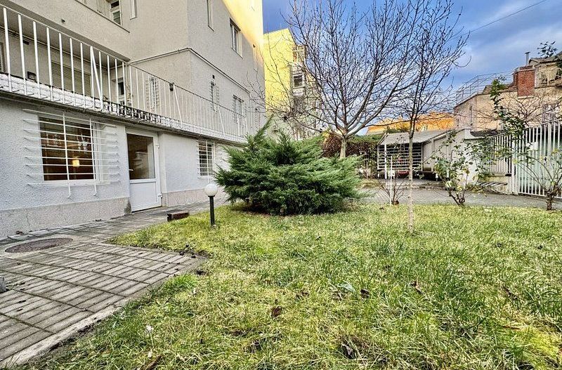 Birouri în imobil cu gradina amenajată - Poză 2